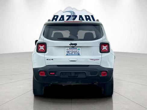 Used 2023 Jeep Renegade Trailhawk w/ Trailer Tow Group image 4