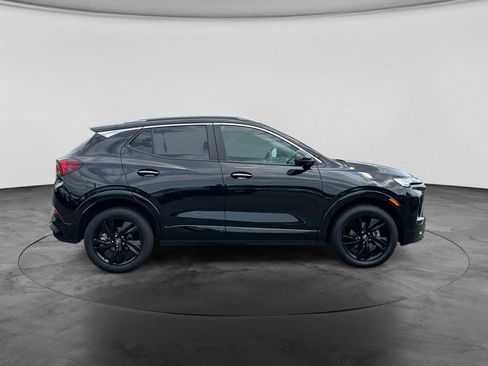 Used 2024 Buick Encore GX Sport Touring AWD/4WD image 11