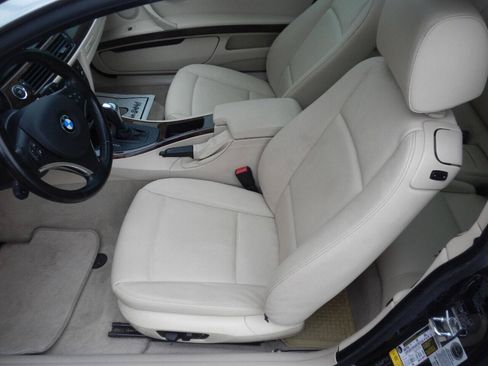Used 2009 BMW 328i xDrive Coupe AWD/4WD image 3