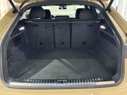 Used 2024 Audi Q8 Premium Plus w/ Premium Plus Package AWD/4WD image 8