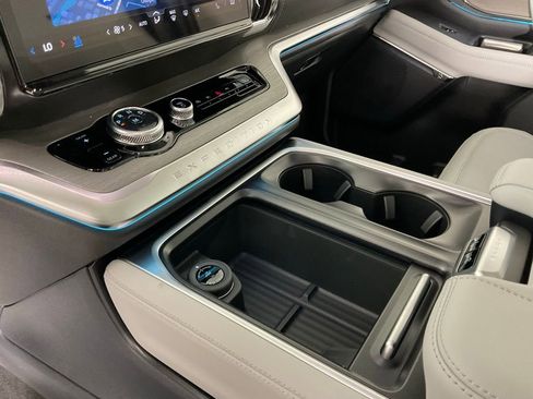 New 2026 Ford Expedition Platinum AWD/4WD image 21
