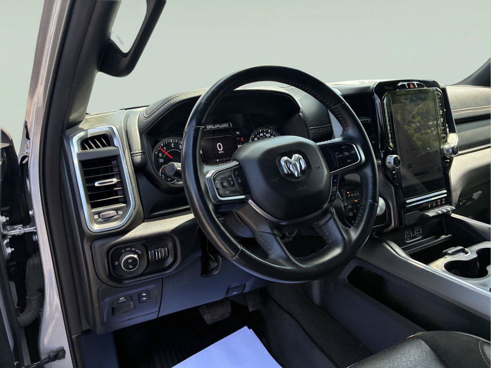 Used 2024 RAM 1500 Laramie AWD/4WD image 16