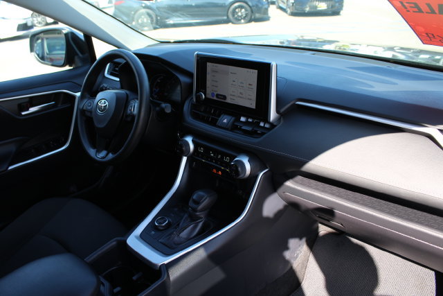 Certified 2025 Toyota RAV4 XLE AWD/4WD image 24