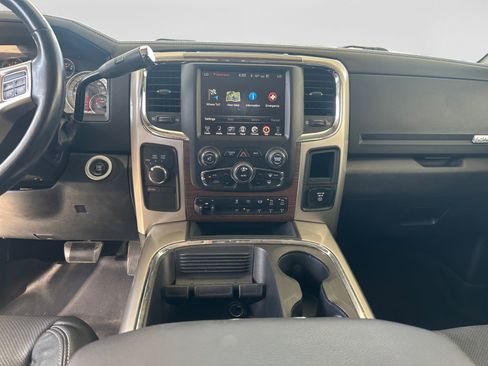 Used 2016 RAM 2500 Laramie w/ Sport Appearance Group AWD/4WD image 12