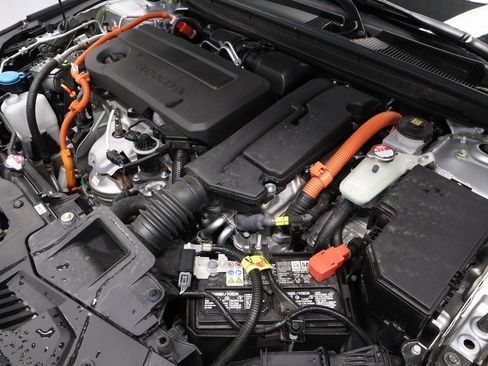 Used 2024 Honda Accord Sport image 13