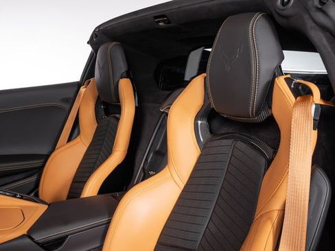 Used 2024 Chevrolet Corvette Stingray Premium Cpe w/ Z51 Performance Package RWD image 19