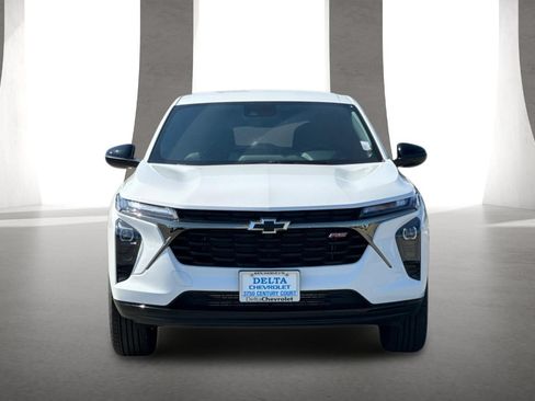 New 2026 Chevrolet Trax RS w/ Driver Confidence Package FWD image 9