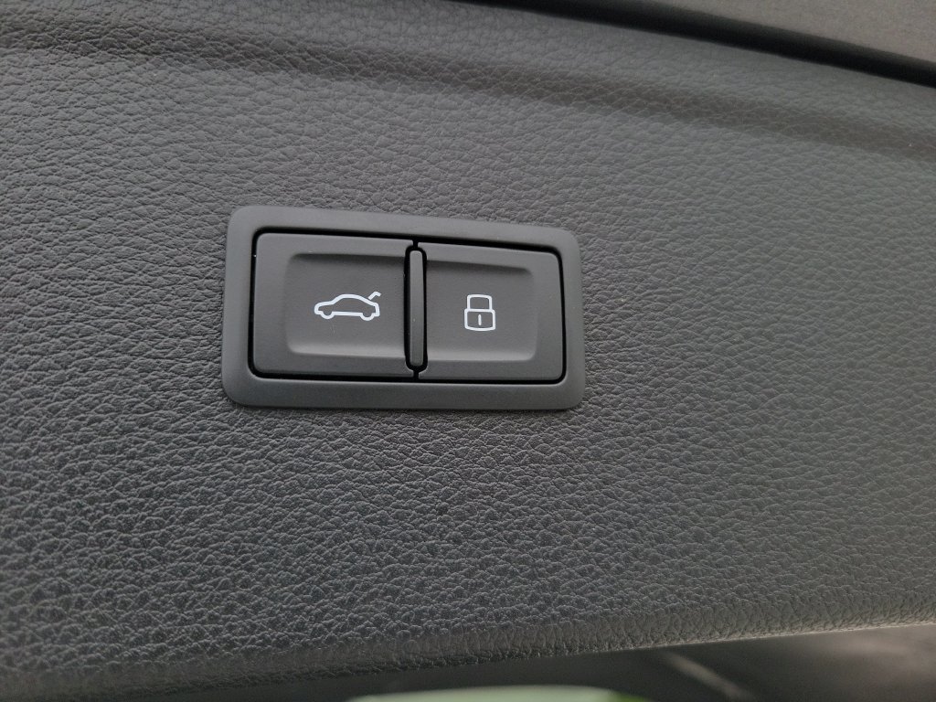 Certified 2023 Audi Q5 2.0T Prestige AWD/4WD image 31