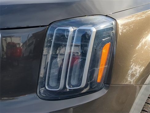 Used 2023 Kia Telluride S w/ S Sunroof Package image 8