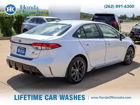 Used 2024 Toyota Corolla SE FWD image 6