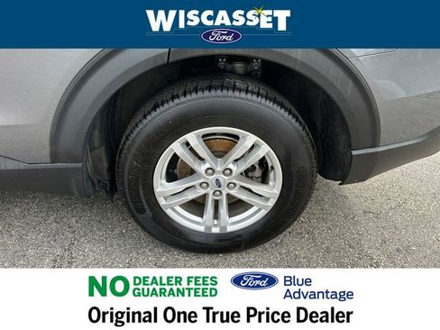 Certified 2023 Ford Explorer XLT w/ Equipment Group 202A image 26