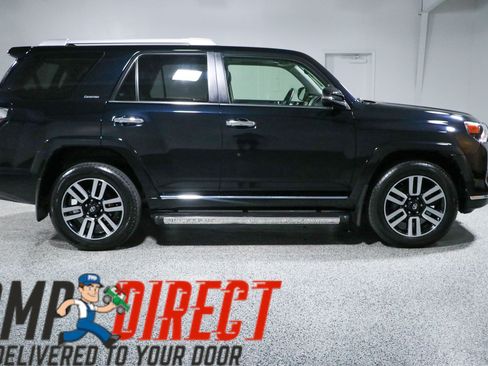 Used 2023 Toyota 4Runner Limited AWD/4WD image 6