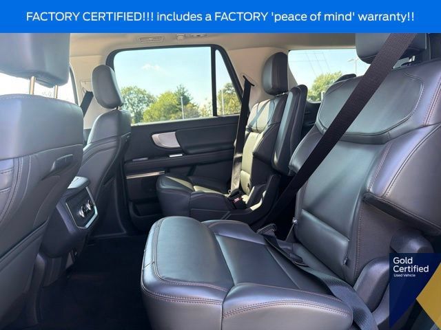 Used 2025 Ford Expedition Active AWD/4WD image 23
