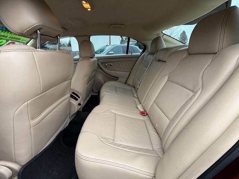 Used 2015 Ford Taurus SEL w/ Equipment Group 201A image 17