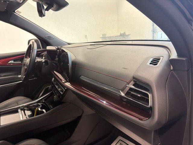 Used 2025 Chevrolet Traverse RS w/ LPO, Floor Liner Package AWD/4WD image 39