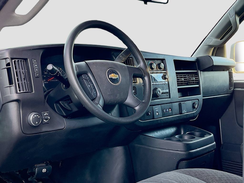 Used 2023 Chevrolet Express 2500 w/ Driver Convenience Package RWD image 9
