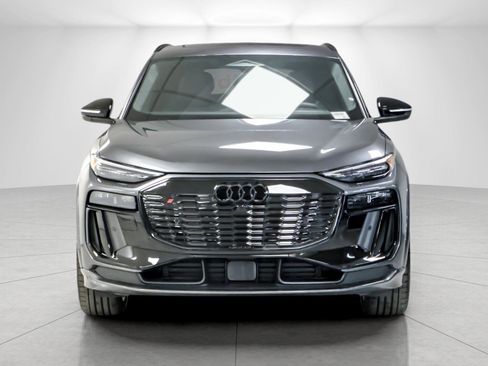 New 2027 Audi SQ6 e-tron Premium Plus AWD/4WD image 8