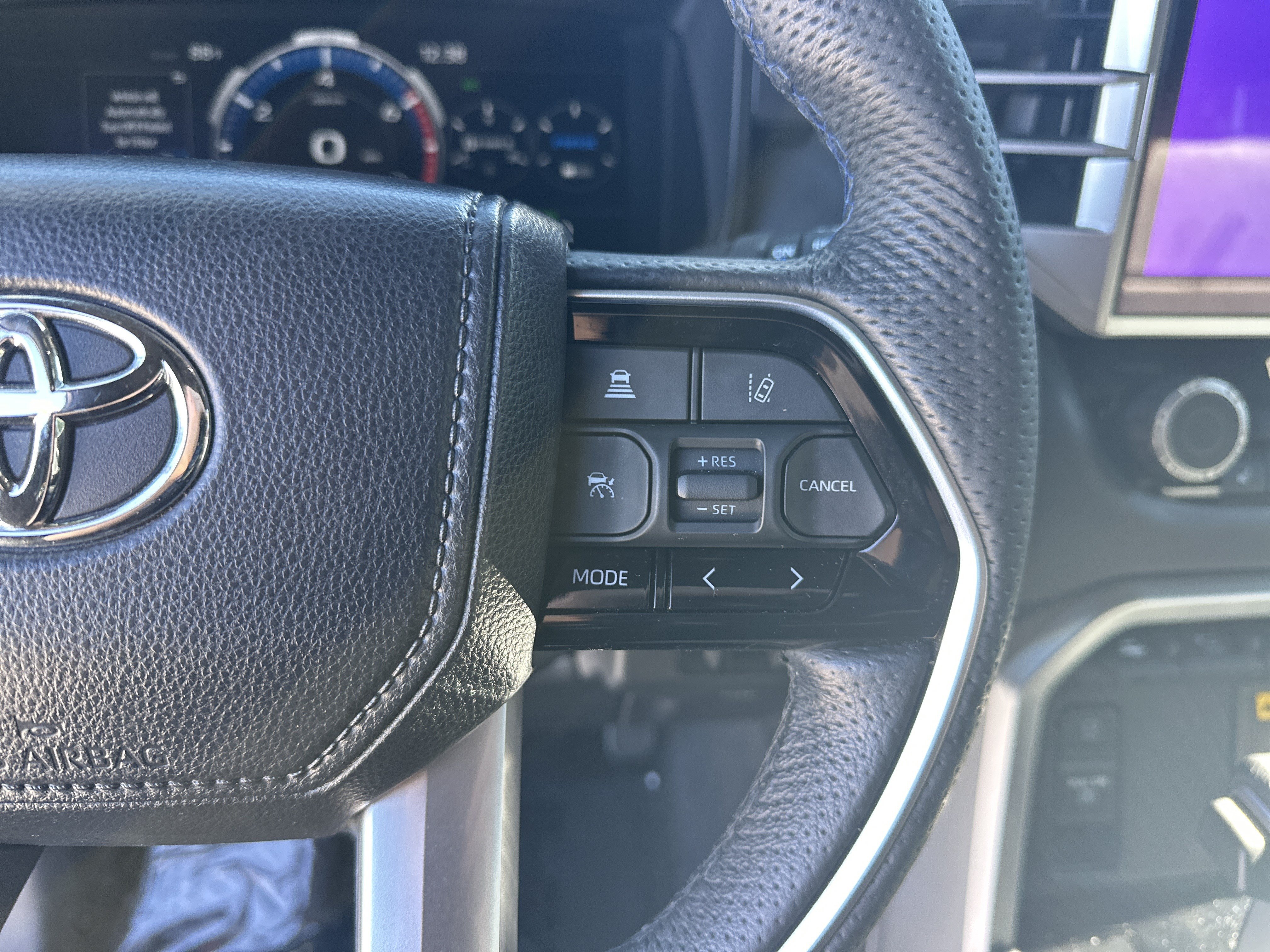 Certified 2024 Toyota Sequoia Platinum AWD/4WD image 20