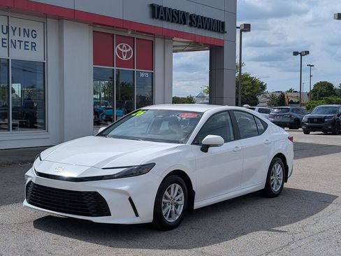 Certified 2026 Toyota Camry LE FWD image 3