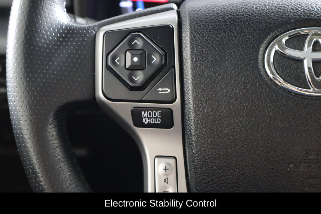 Used 2018 Toyota 4Runner SR5 Premium AWD/4WD image 8