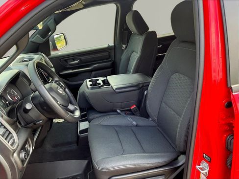 Used 2025 RAM 1500 Warlock AWD/4WD image 22