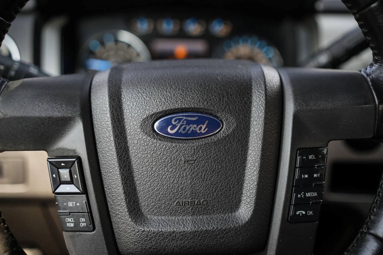 Used 2013 Ford F150 XLT w/ Mid Equipment Group RWD image 24