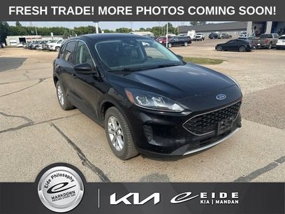 Used 2021 Ford Escape SE w/ Convenience Package