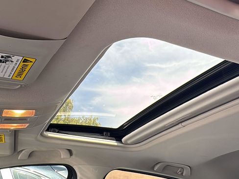 Used 2018 MAZDA MAZDA3 Grand Touring FWD image 23