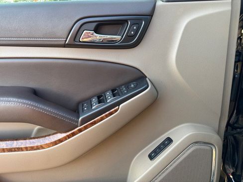 Used 2018 Chevrolet Tahoe Premier image 25