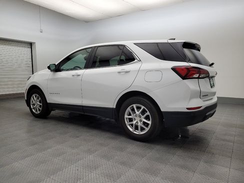 Used 2024 Chevrolet Equinox LT image 3