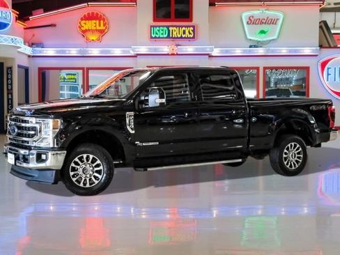 Used 2021 Ford F250 Lariat w/ Lariat Value Package image 2