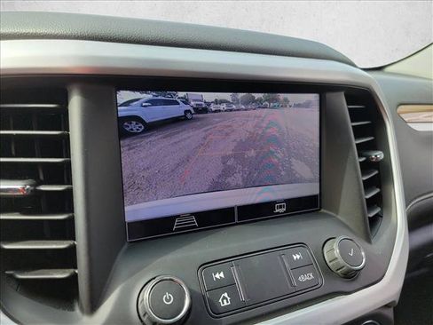 Used 2020 GMC Acadia SLE w/ Driver Convenience Package FWD image 22