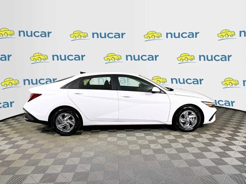 Used 2024 Hyundai Elantra SE image 8