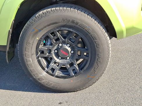 Used 2023 Toyota 4Runner TRD Off-Road Premium w/ Off Road Premium Plus Package image 8