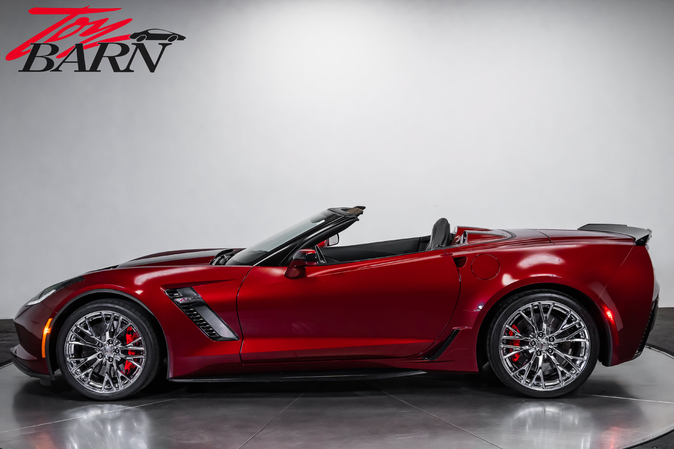 Used 2017 Chevrolet Corvette Z06 w/ Battery Protection Package RWD image 2
