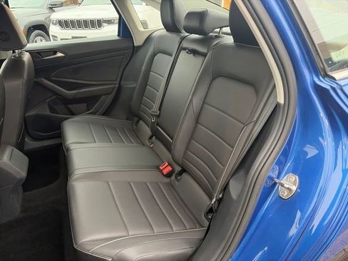 Used 2024 Volkswagen Jetta SE image 23