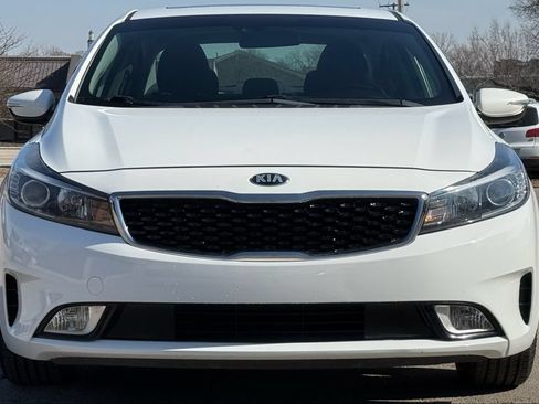 Used 2018 Kia Forte S w/ S Technology Plus Package FWD image 9