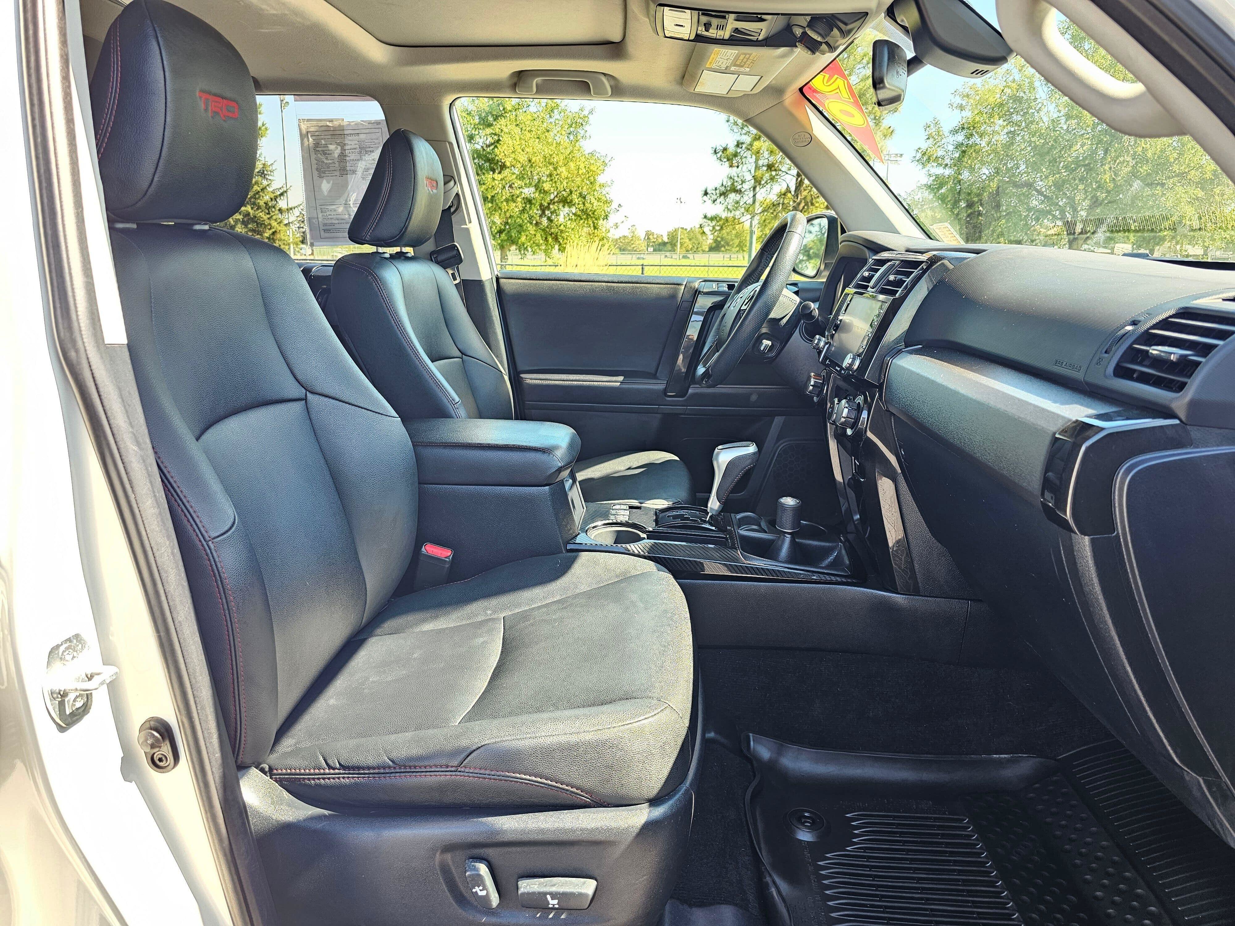 Used 2020 Toyota 4Runner TRD Off-Road Premium w/ Moonroof Package AWD/4WD image 10