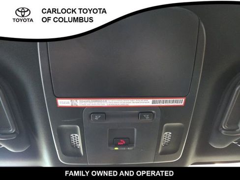 Used 2025 Toyota Camry SE FWD image 28