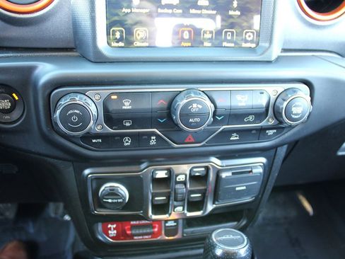 Used 2021 Jeep Gladiator Mojave image 29
