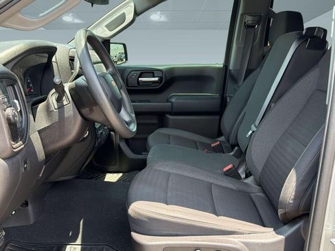 Used 2024 Chevrolet Silverado 1500 Custom w/ Turbomax Blackout Package RWD image 5