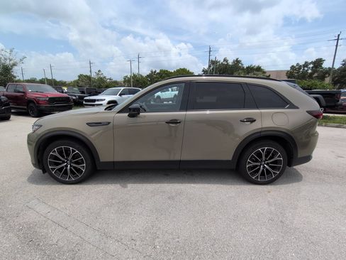 Used 2025 MAZDA CX-70 Plug-In Hybrid w/ Premium Plus AWD/4WD image 8