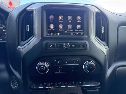 Used 2023 Chevrolet Silverado 1500 Custom image 17