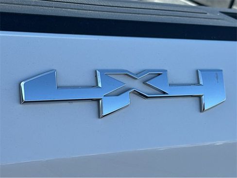 Certified 2022 GMC Sierra 1500 Elevation image 9