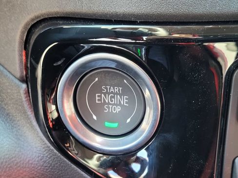New 2026 GMC Sierra 1500 SLT AWD/4WD image 18