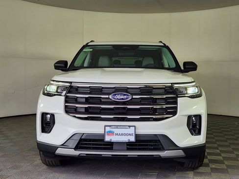 New 2026 Ford Explorer Active w/ Active Comfort Package AWD/4WD image 2
