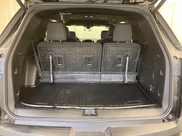 Used 2023 Chevrolet Traverse LT w/ LPO, Floor Liner Package AWD/4WD image 11