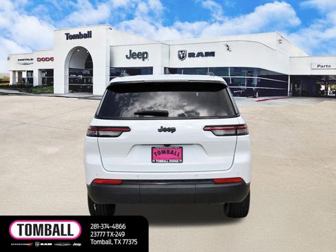Used 2024 Jeep Grand Cherokee L Laredo image 6