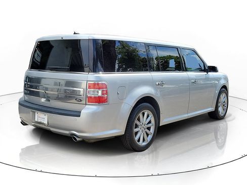 Used 2017 Ford Flex Limited FWD image 4