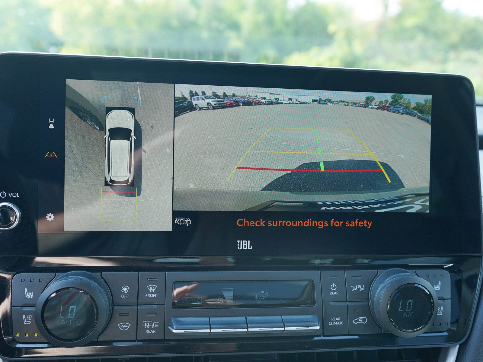 Used 2024 Toyota Grand Highlander AWD image 25